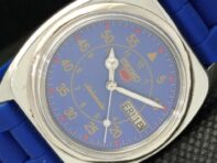 USED CLASSIC MENS SEIKO 5 OLD JAPAN AUTOMATIC BLUE DIAL WATCH a302713-2 R1013-000a302713
