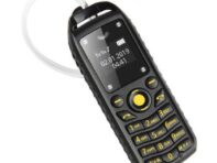 BM25 Мини-телефон GSM Многоязычный ЖК-экран Низкое излучение Подвесной дизайн Функция вызова с кнопочной клавиатурой Карманный мобильный телефон с двумя SIM-картами и двумя режимами ожидания чёрный
