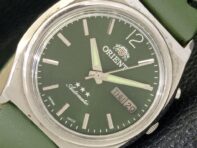 Б/У автоматические мужские часы ORIENT JAPAN 46941 с зеленым циферблатом и функцией DAY&DATE A431482-2 R107-a431482