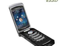 Восстановленный мобильный телефон Blackberry Pearl Flip 8220 2MP simple set чёрный