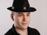 Карнавальная шляпа с кантом